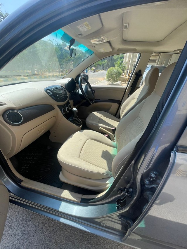 Second-hand 2009 Hyundai i10 Asta 1.2 for sale in Bangalore-19