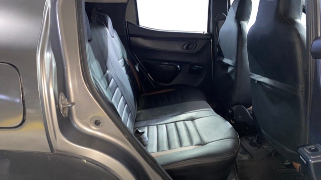 Renault KWID 1.0 RXL Second-hand 2017 Renault KWID 1.0 RXL for sale in Howrah-16