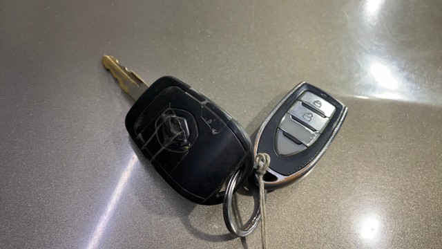 Renault KWID 1.0 RXL Second-hand 2017 Renault KWID 1.0 RXL for sale in Howrah-21