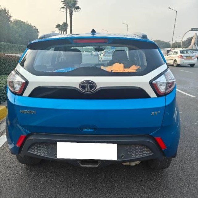 Second-hand 2019 Tata Nexon 1.2 Revotron XT Plus for sale in New Delhi-7
