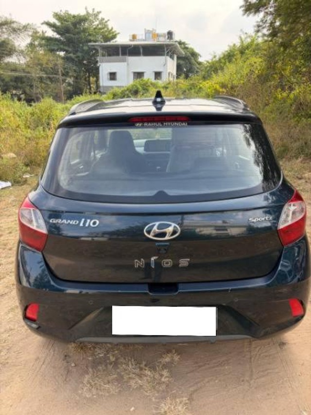 Second-hand 2021 Hyundai Grand i10 Nios Sportz for sale in Shimoga-2