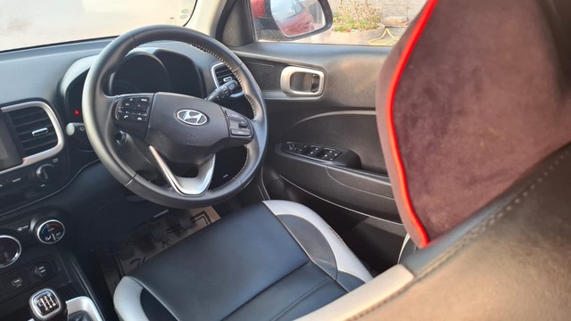 Second-hand 2019 Hyundai Venue SX Turbo BSIV for sale in Raipur-7