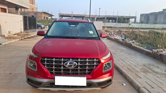 Second-hand 2019 Hyundai Venue SX Turbo BSIV for sale in Raipur-4