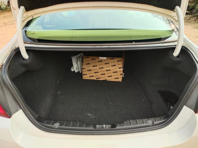 Second-hand 2011 BMW 5 Series 530d Highline Sedan for sale in Hyderabad-11