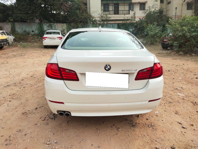 Second-hand 2011 BMW 5 Series 530d Highline Sedan for sale in Hyderabad-1