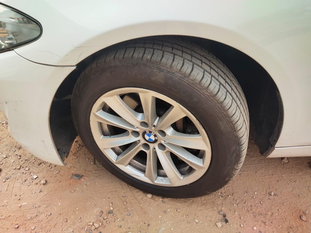 Second-hand 2011 BMW 5 Series 530d Highline Sedan for sale in Hyderabad-12