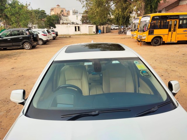 Second-hand 2011 BMW 5 Series 530d Highline Sedan for sale in Hyderabad-6