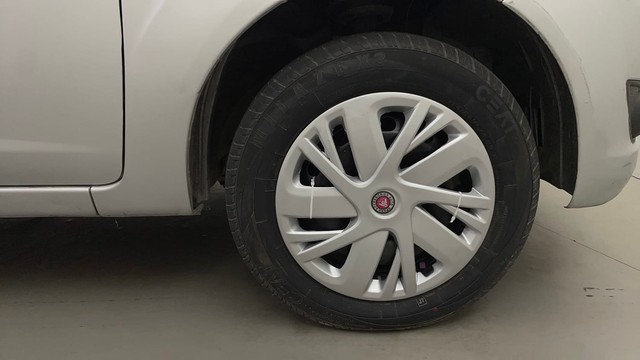 Second-hand 2012 Ford Figo Titanium Blu Diesel for sale in Mysore-17