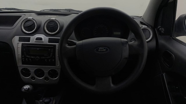 Second-hand 2012 Ford Figo Titanium Blu Diesel for sale in Mysore-35