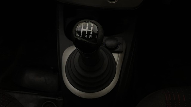 Second-hand 2012 Ford Figo Titanium Blu Diesel for sale in Mysore-12