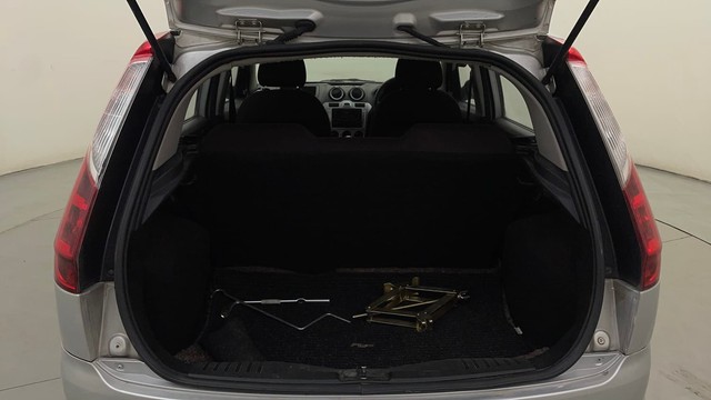 Second-hand 2012 Ford Figo Titanium Blu Diesel for sale in Mysore-9