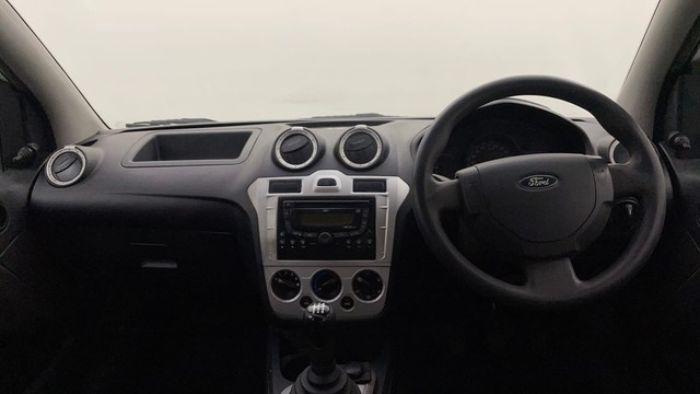 Second-hand 2012 Ford Figo Titanium Blu Diesel for sale in Mysore-11