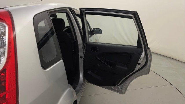 Second-hand 2012 Ford Figo Titanium Blu Diesel for sale in Mysore-23