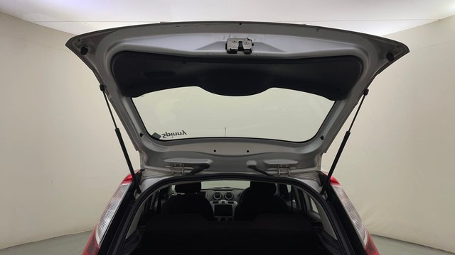 Second-hand 2012 Ford Figo Titanium Blu Diesel for sale in Mysore-25