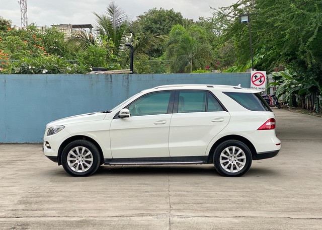 Second-hand 2012 Mercedes-Benz M-Class ML 250 CDI for sale in Pune-2