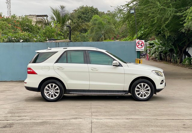 Second-hand 2012 Mercedes-Benz M-Class ML 250 CDI for sale in Pune-1