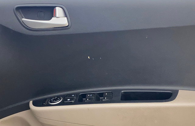 Second-hand 2018 Hyundai Xcent 1.2 VTVT S for sale in Ahmedabad-4