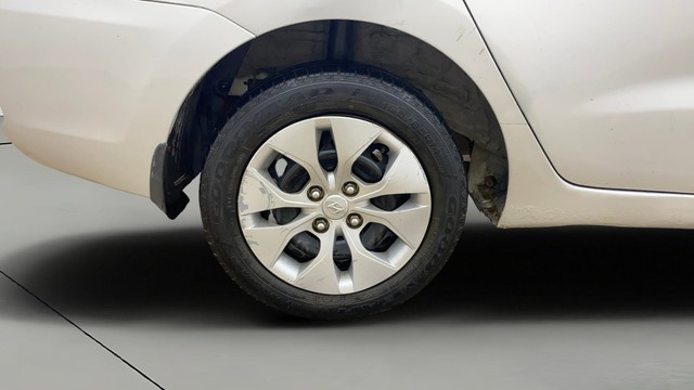 Second-hand 2018 Hyundai Xcent 1.2 VTVT S for sale in Ahmedabad-27