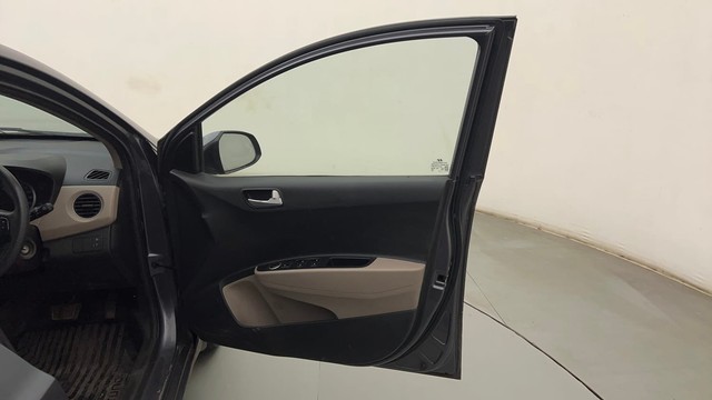 Second-hand 2017 Hyundai Grand i10 1.2 Kappa Sportz Option AT for sale in Mumbai-16