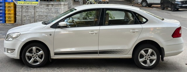 Second-hand 2015 Skoda Rapid 1.5 TDI AT Ambition for sale in Bangalore-5