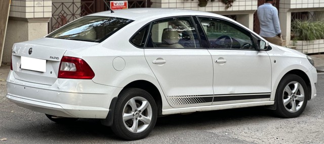 Second-hand 2015 Skoda Rapid 1.5 TDI AT Ambition for sale in Bangalore-7