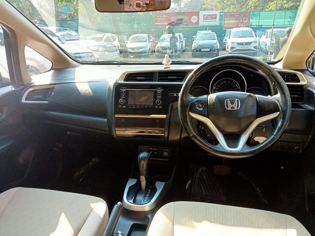 Second-hand 2016 Honda Jazz 1.2 V AT i VTEC for sale in Thane-9