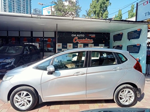 Second-hand 2016 Honda Jazz 1.2 V AT i VTEC for sale in Thane-2