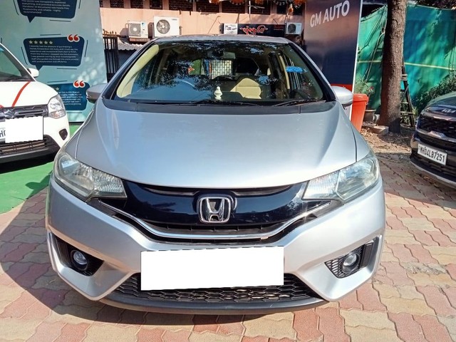 Second-hand 2016 Honda Jazz 1.2 V AT i VTEC for sale in Thane-16