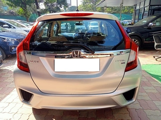 Second-hand 2016 Honda Jazz 1.2 V AT i VTEC for sale in Thane-1
