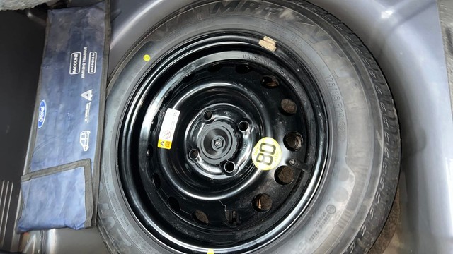 Second-hand 2019 Ford Figo Titanium AT 2019-2020 for sale in Gurgaon-21