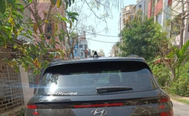 Second-hand 2023 Hyundai Creta S plus Knight Diesel for sale in Kolkata-4
