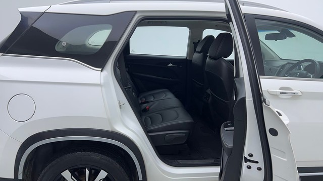 Second-hand 2019 MG Hector Sharp DCT for sale in Ghaziabad-36