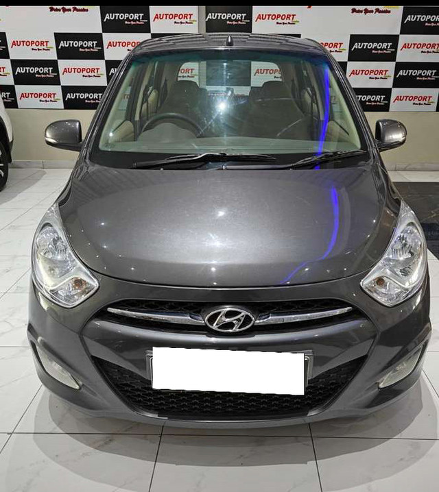 Second-hand 2011 Hyundai i10 Sportz for sale in Bangalore-2