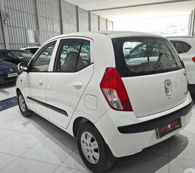 Second-hand 2009 Hyundai i10 Magna 1.2 for sale in Bangalore-6