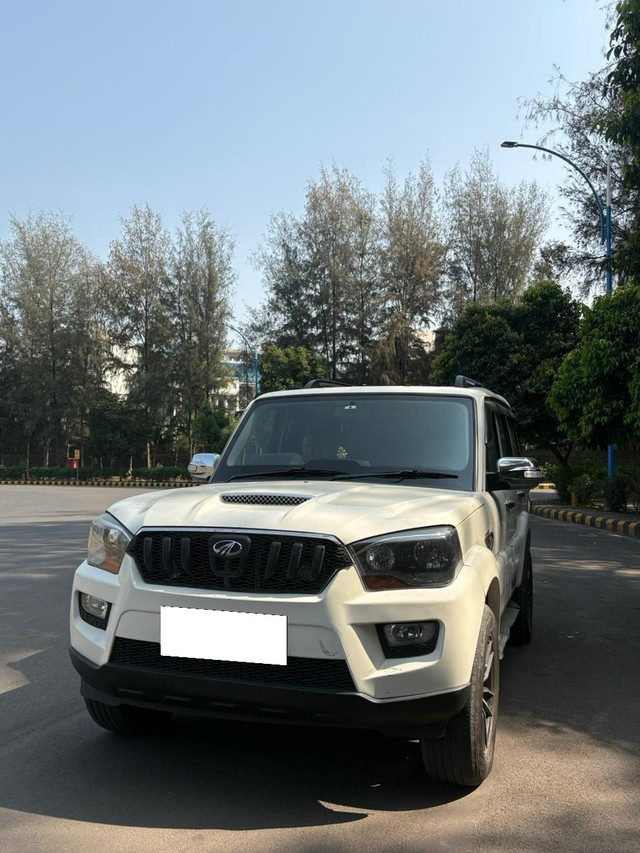 Second-hand 2016 Mahindra Scorpio 1.99 S4 for sale in Pune-10