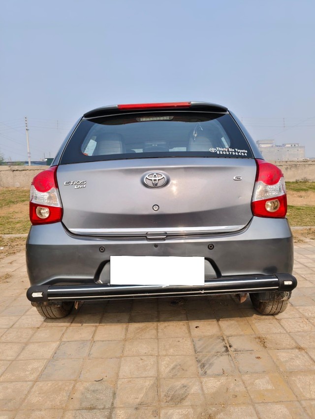 Second-hand 2020 Toyota Etios Liva 1.2 VX for sale in Faridabad-3