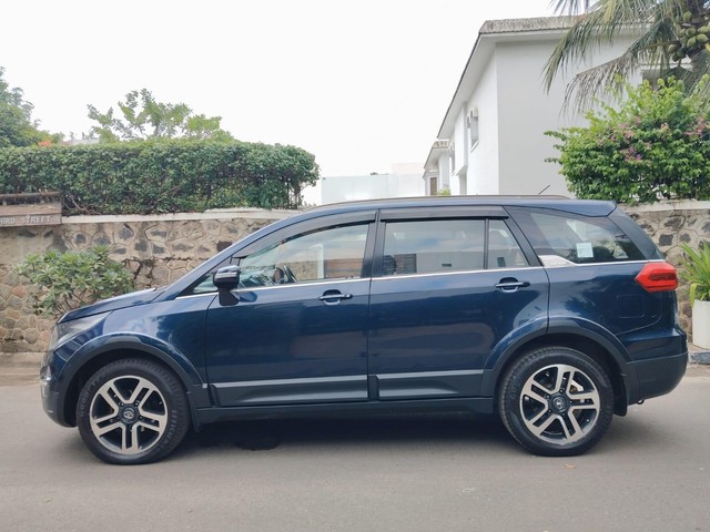 Second-hand 2018 Tata Hexa XTA for sale in Chennai-3