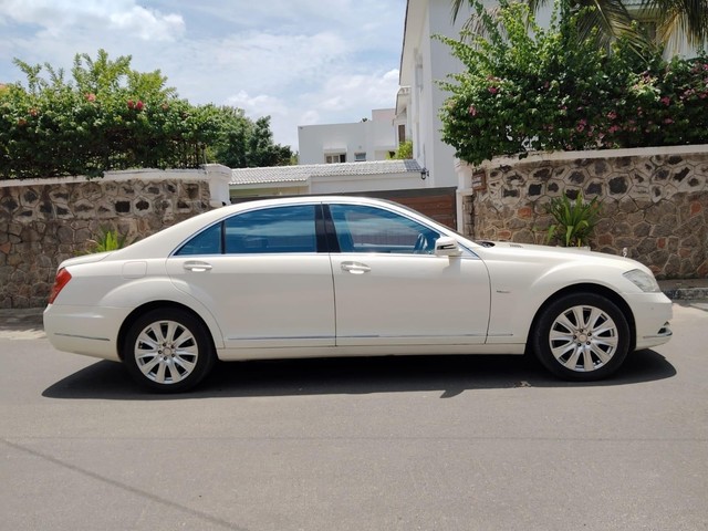 Second-hand 2013 Mercedes-Benz S-Class 320 CDI for sale in Chennai-1