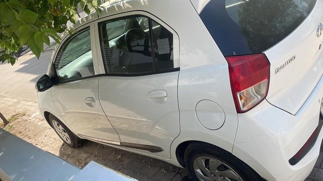 Second-hand 2019 Hyundai Santro Sportz BSIV for sale in Vadodara-3