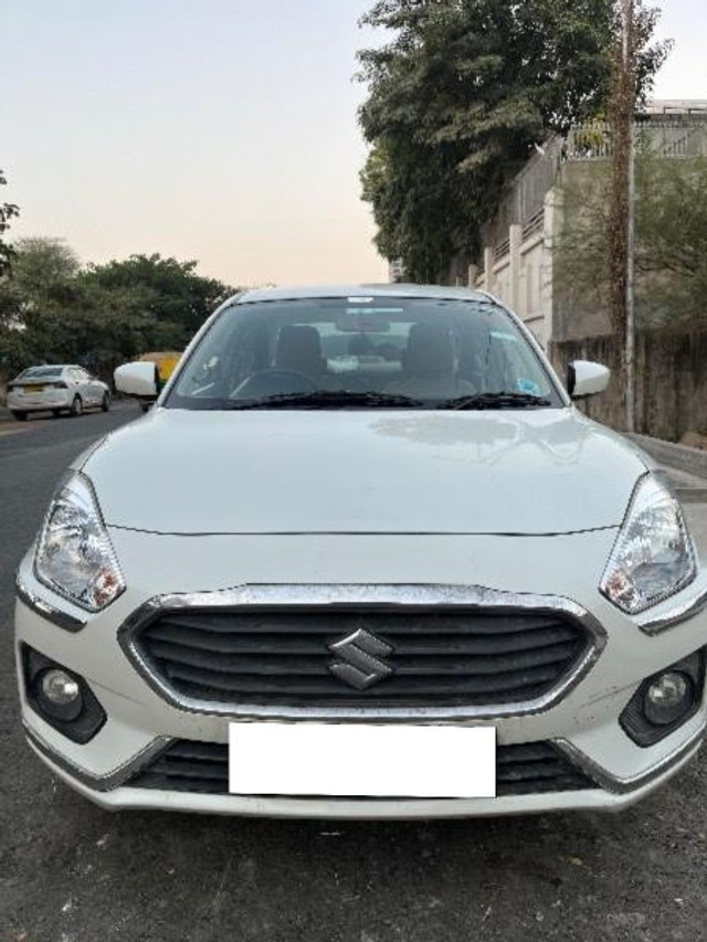 Second-hand 2018 Maruti Swift Dzire ZXI 1.2 for sale in Ahmedabad-4