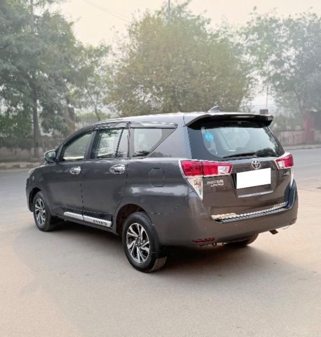 Second-hand 2022 Toyota Innova Crysta 2.4 G 7 STR for sale in New Delhi-3