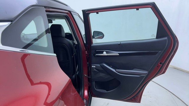 Second-hand 2020 Kia Seltos GTX Plus Diesel AT for sale in Hyderabad-31