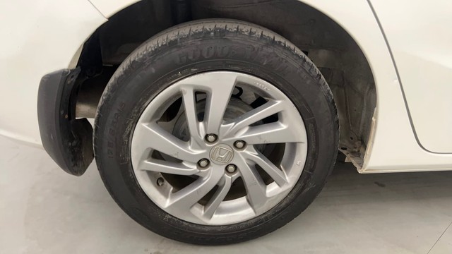 Second-hand 2021 Honda Jazz VX for sale in Pune-18