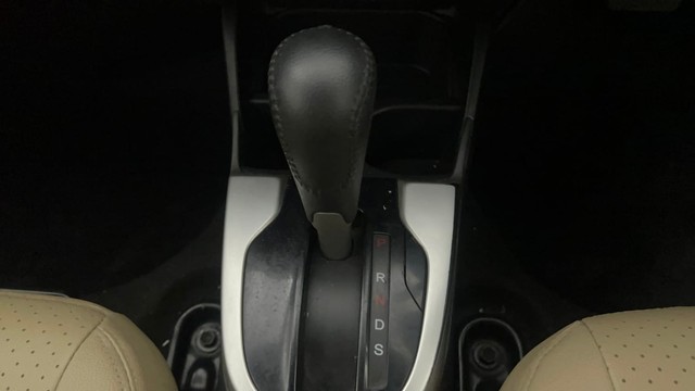 Second-hand 2021 Honda Jazz VX for sale in Pune-12