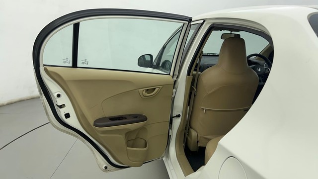 Second-hand 2013 Honda Amaze S i-VTEC for sale in Ahmedabad-25