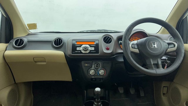 Second-hand 2013 Honda Amaze S i-VTEC for sale in Ahmedabad-11