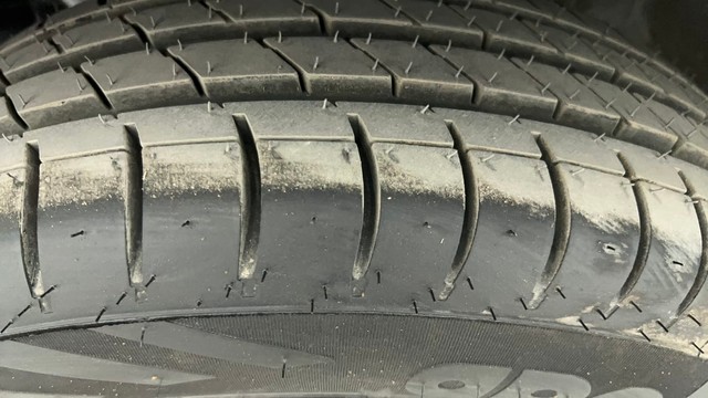 Second-hand 2013 Honda Amaze S i-VTEC for sale in Ahmedabad-39