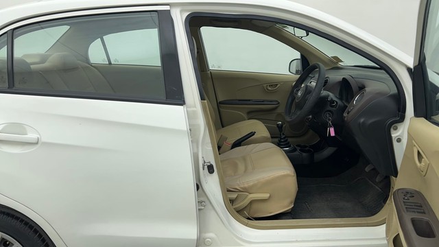 Second-hand 2013 Honda Amaze S i-VTEC for sale in Ahmedabad-15