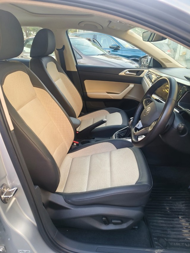 Second-hand 2025 Volkswagen Virtus Topline AT ES for sale in Bangalore-12