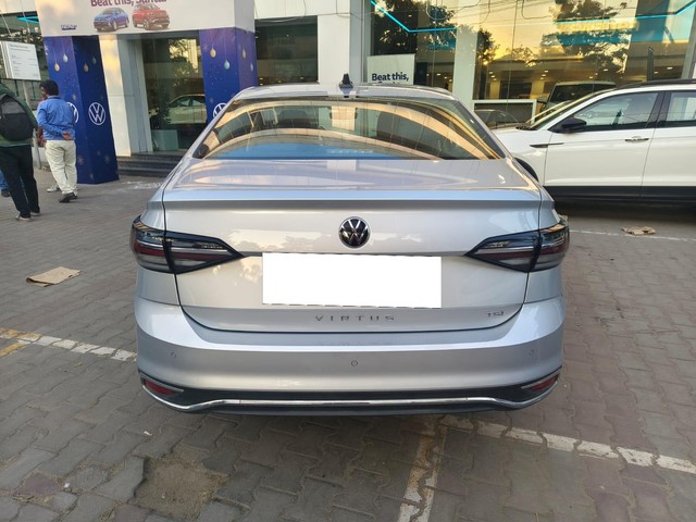 Second-hand 2025 Volkswagen Virtus Topline AT ES for sale in Bangalore-1